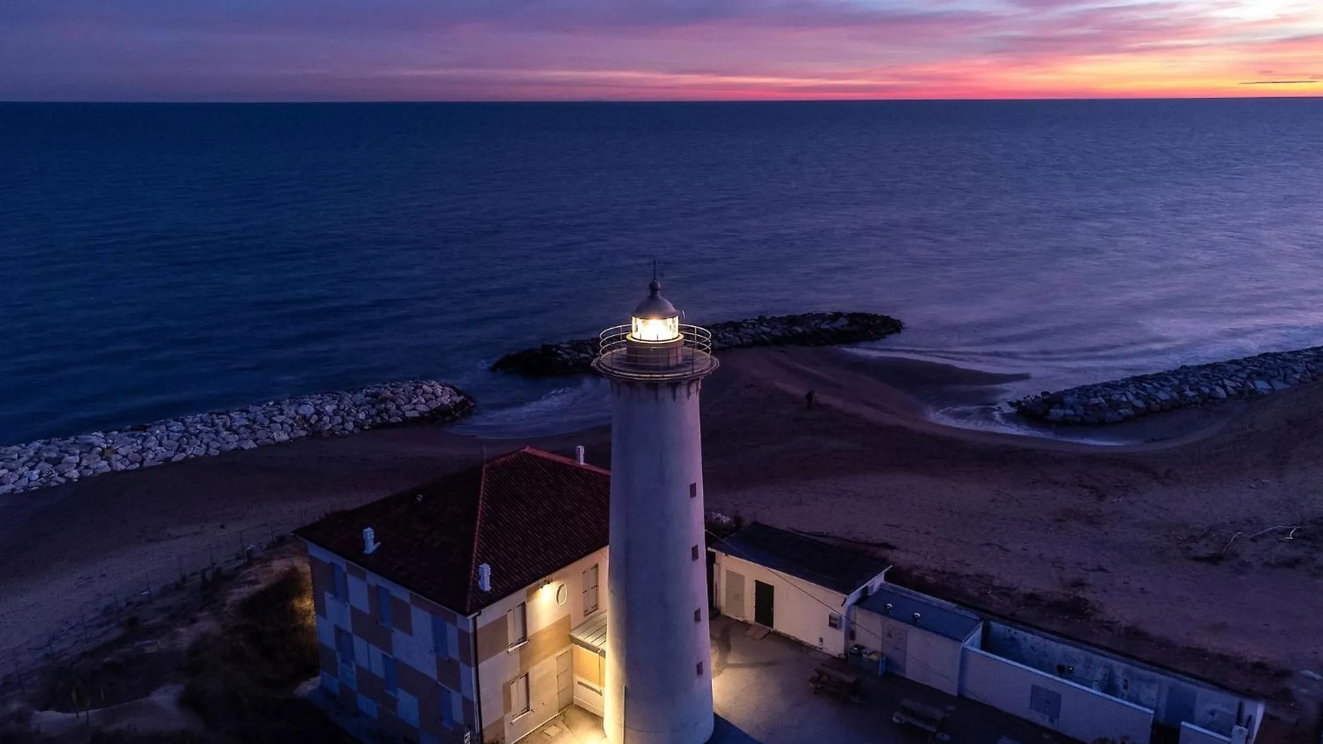 Apartment Ferienwohnung Find Peace Near The Sea In Our Welcoming Flat Bibione Italien
